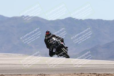 media/Oct-13-2025-Moto Forza (Mon) [[a66d839500]]/3-B Group/Session 4 (Turn 9)/